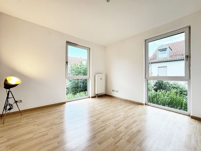 * Sonnig & nwtg. / mit EBK / attr. Grundriss im Münchner Umland mit Blick ins Grün * – Arbeitszimmer