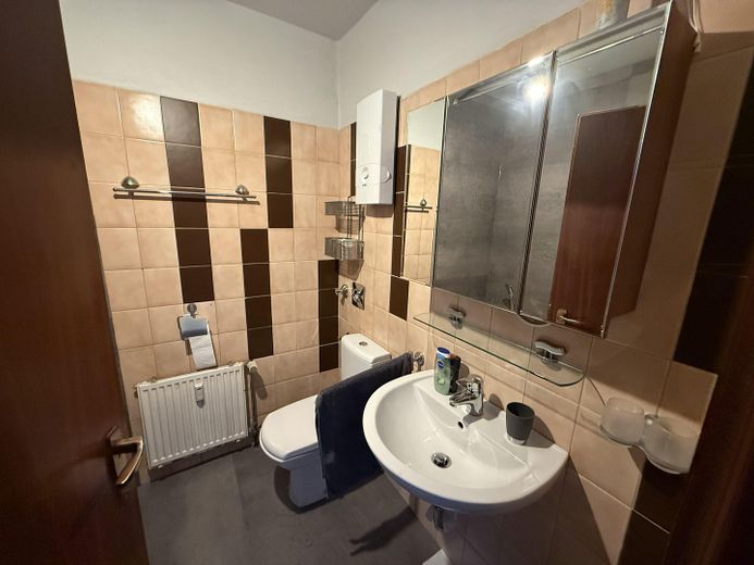 Köln Hohlweide,  2 Zimmer Küche, Diele, Bad, Balkon – Bad