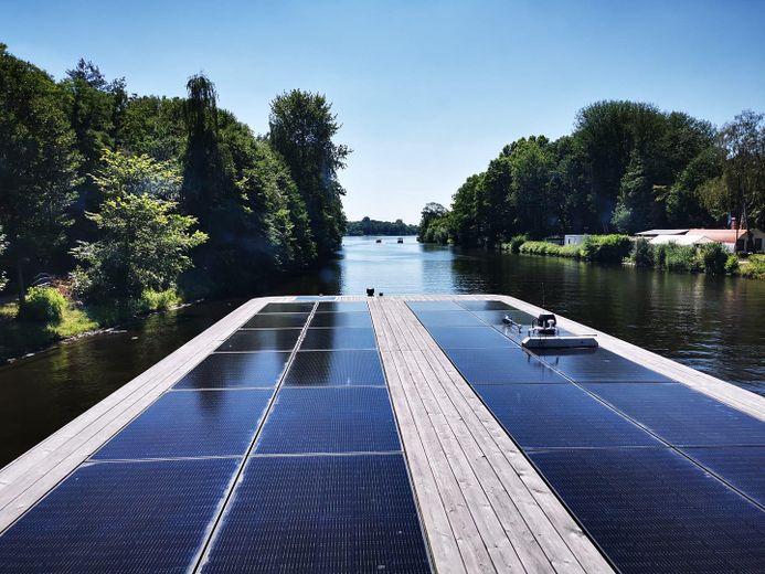 Solarpaneele auf dem Dach