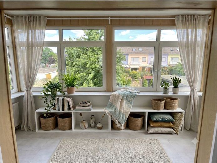 Renovierte möblierte 3,5 Zi-Wohnung 80m2 mit Garten im 1.OG / Nähe Frankfurt / ab sofort – Zdjęcie 1