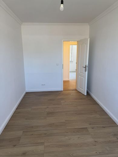Primera ocupación tras una reforma integral – moderno piso de 3 habitaciones con balcón en Marienwerder Wald! – Kinderzimmer 2