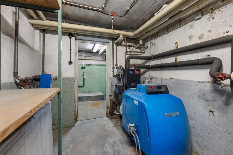 Öl Zentralheizung aus 2015