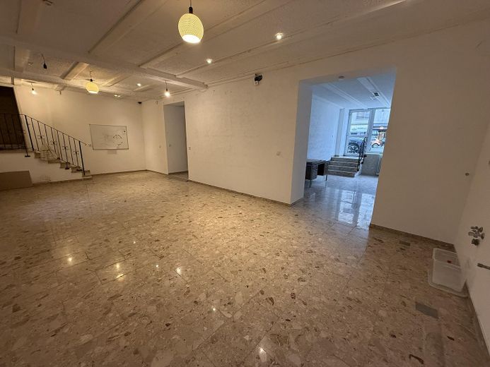 Kiralanacak ticari alan | yaklaşık 85 m² | mağaza  Mağaza + Depo + Ofis – Fotoğraf 10