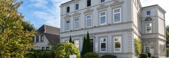 Amplia oficina céntrica con ambiente histórico en alquiler en Elmshorn