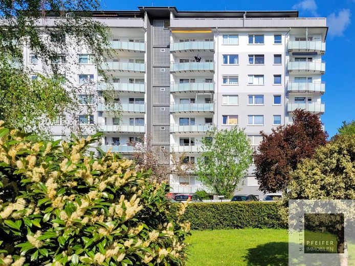 RESERVED - Bright air-conditioned apartment with large loggia in a forest-edge location – Aussenansicht
