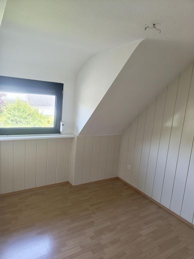 Modernisierte Masionette Wohnung 80qm + Dach in 40668 Meerbusch Lank EBK/Wärmepumpe/Solar – Foto 16