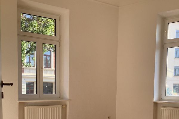 sanierte & helle 3-Raum Wohnung im Hochparterre ab 01.10.26 oder später