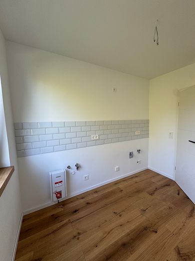 Appartement lumineux de 3 pièces – entièrement rénové & avec balcon – Küche
