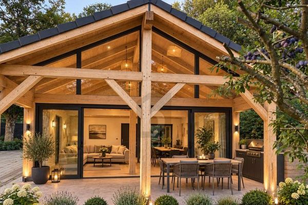 EXKLUSIVES HOLZ-CHALET MIT GARTEN UND TERRASSE