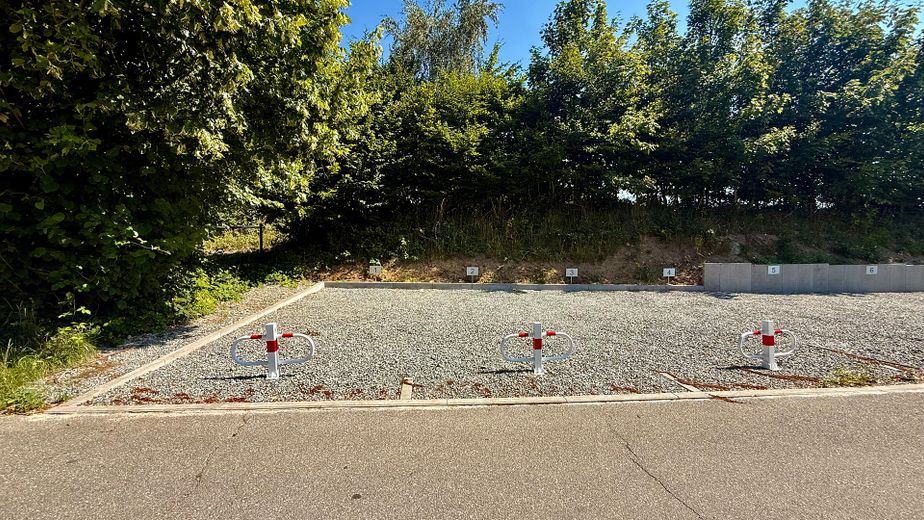 Nuovi posti auto per auto, roulotte e motociclette – Foto 2