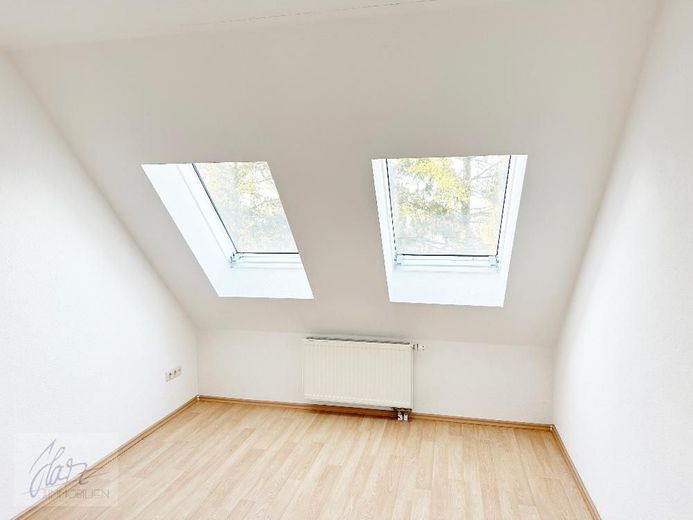 ***HELLE MAISONETTEWOHNUNG MIT BALKON*** individuellem Grundriss und Dachschrägen - Wohncharakter mit Flair in Riesa – Kinderzimmer