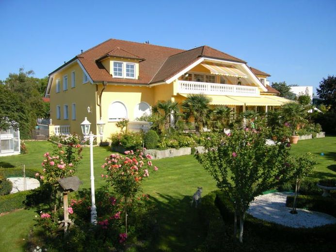 Luxuriöses Wohn-/Geschäftshaus in einer der besten Lagen von Frankenthal (ca. 800m² Fläche) – Bild 1