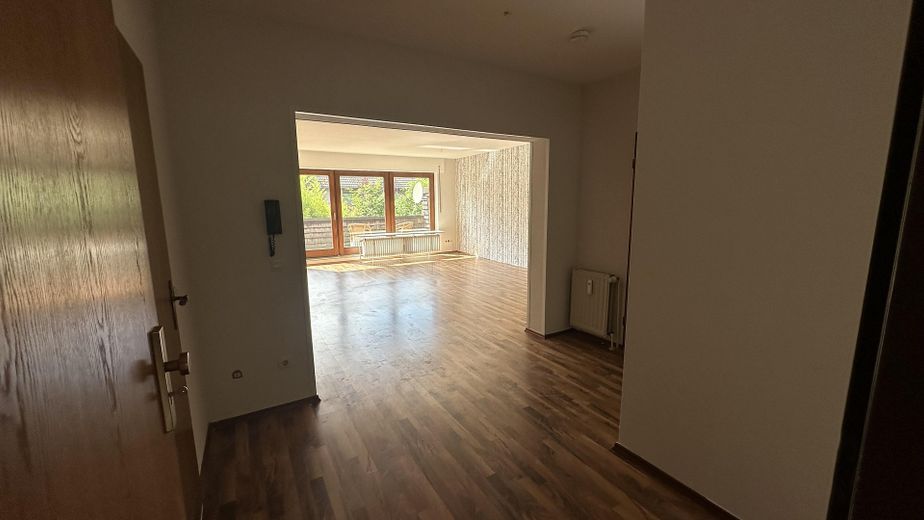 Helle Wohnung im grünen mit großem Sonnenbalkon – Foto 4