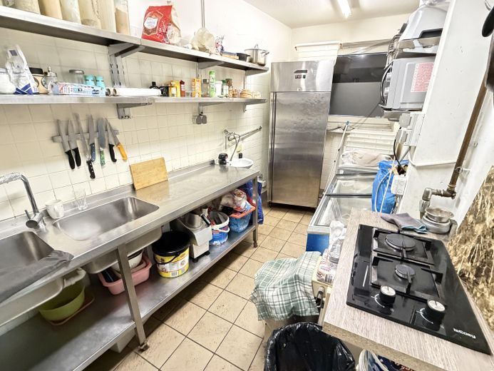 Döner-/Imbisslokal in Top-Lage | Voll ausgestattet | Sofort starten | Günstige Miete – Küche
