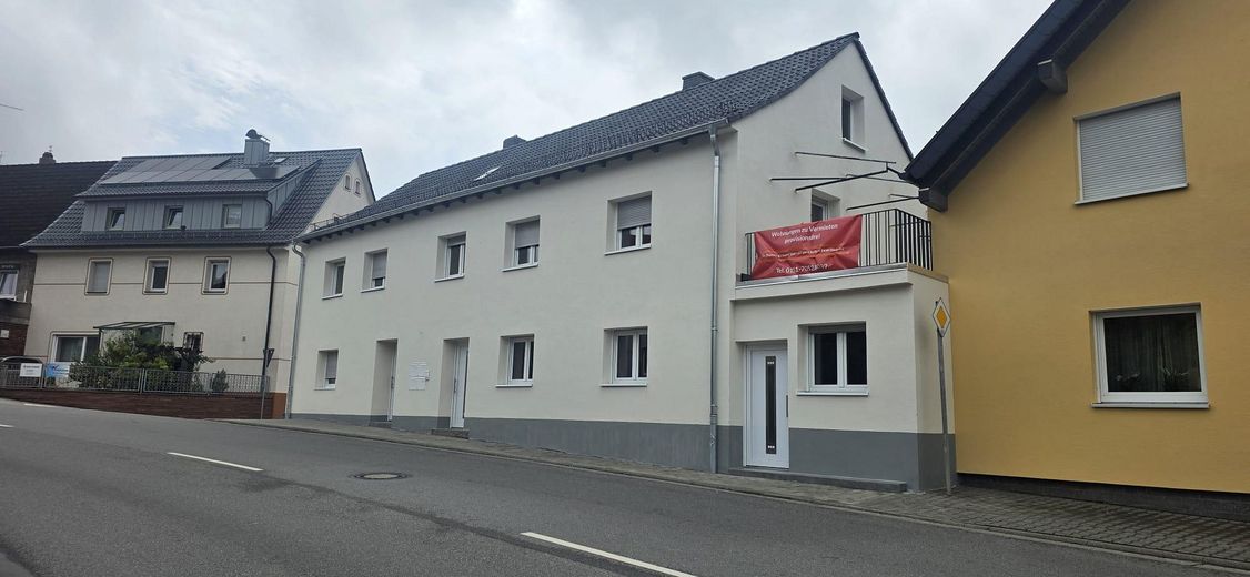 Hochwertige 3 Zimmer Wohnung mit Parkplatz – Foto 1