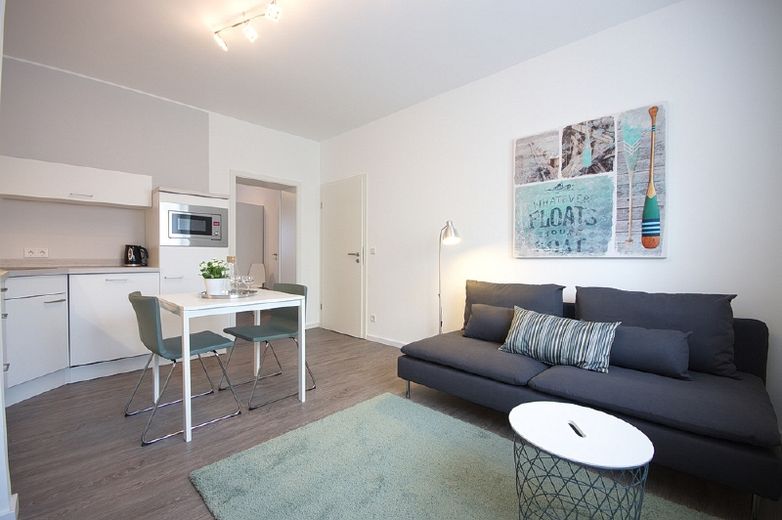Lichte, aantrekkelijke woning in Rüttenscheid, nabij metro en Grugapark. Gebruik van W-LAN mogelijk. – e27157261636710118ee5d0d18e62bcdef3d7851.jpg