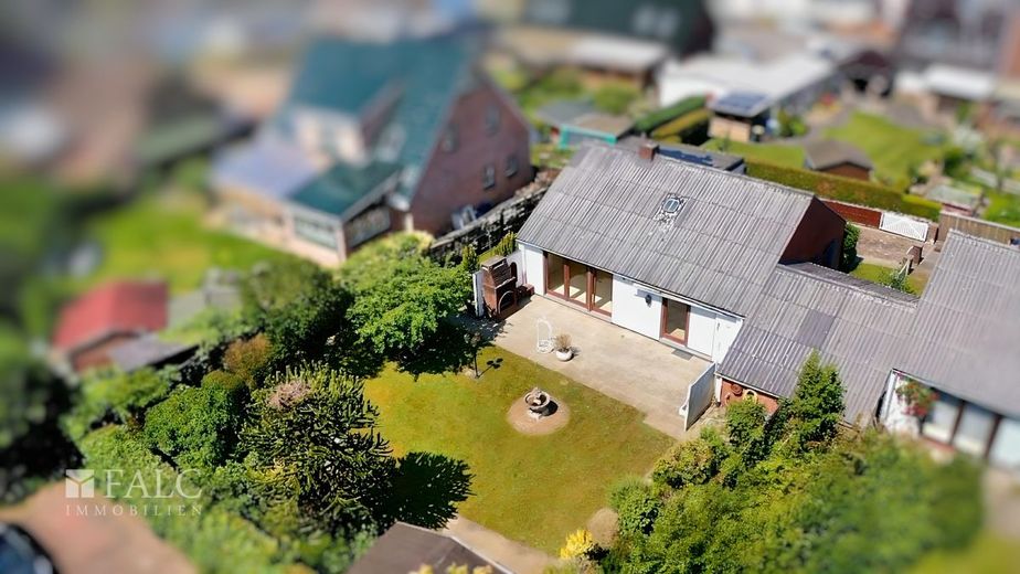 ***Bungalow mit Garten und viel Gestaltungspotential in ruhiger Lage*** – Luftbild II