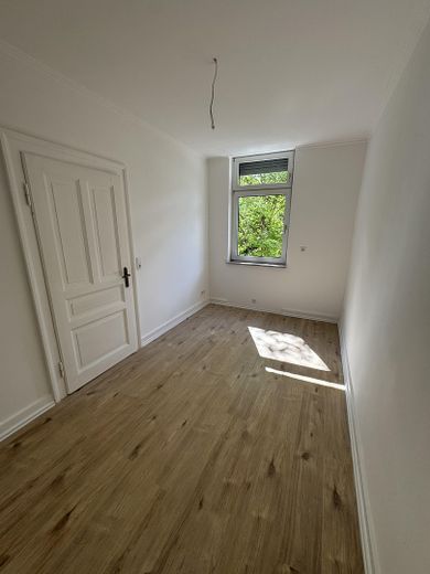 Hochwertig sanierte 4-Zimmer-Altbauwohnung mit EBK und Balkon in Bestlage des Johannesviertels – Schlafzimmer / Büro / sonst.