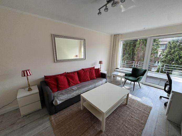 Schicke Single-Wohnung in Düsseldorfer Altstadt in Rheinnähe -Ohne Provision- – Wohn-/Schlafraum