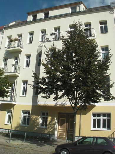 Straßenansicht Vorderhaus