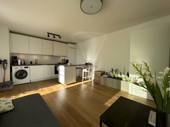 Schöne 2-Zimmer-Gartenwohnung in Bestlage in Höhenkirchen-Siegertsbrunn – Küche 