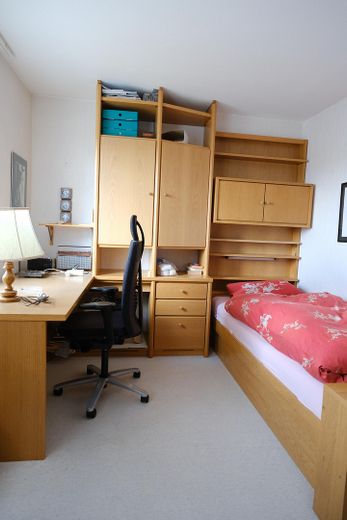 Kinder-/Arbeitszimmer