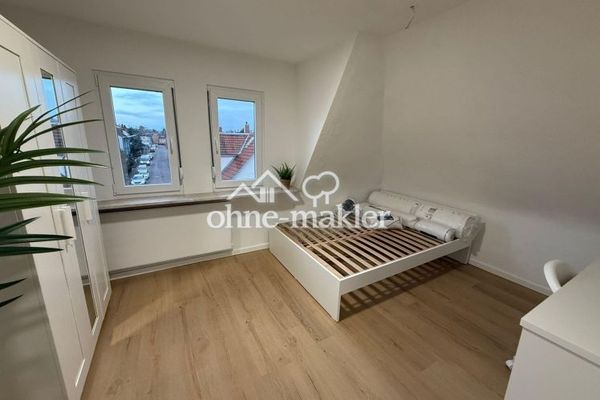Stanza ammobiliata in appartamento condiviso per 4 donne a Heilbronn-Neckargartach