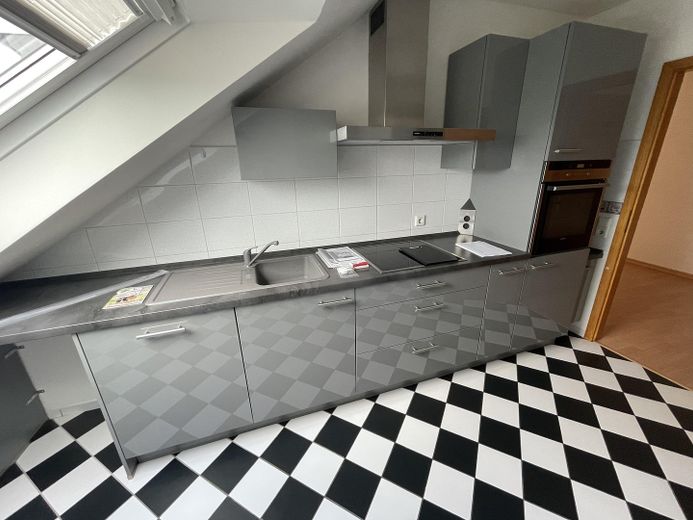 Attraktive 3‑Zimmer‑Wohnung in Krefeld‑Bockum mit Garage – Küche