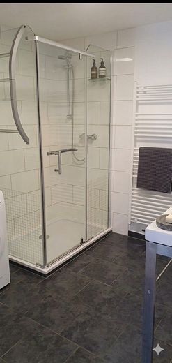 Idyllisches Zweifamilienhaus vor den Toren Stralsunds mit traumhaft großem Garten – Badezimmer OG 