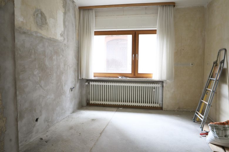 139 qm | 7 Zimmer | 2 Balkone | Reihenendhaus für 125.000 € – EG Küche 