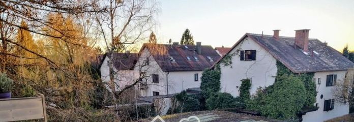 IMMOBILIENMENSCHEN - Helle 2 Zi. Dachgeschosswohnung mit Schlafgalerie