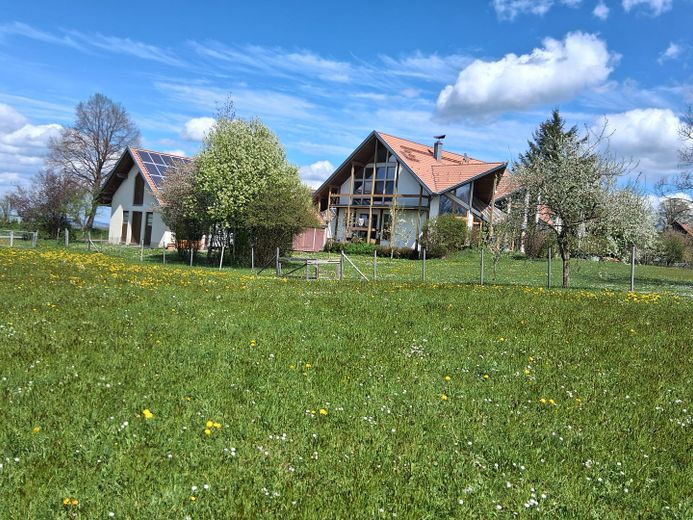 Das besondere Haus, mit sehr großem Grundstück, in einer Region wo andere Urlaub machen – Westseite