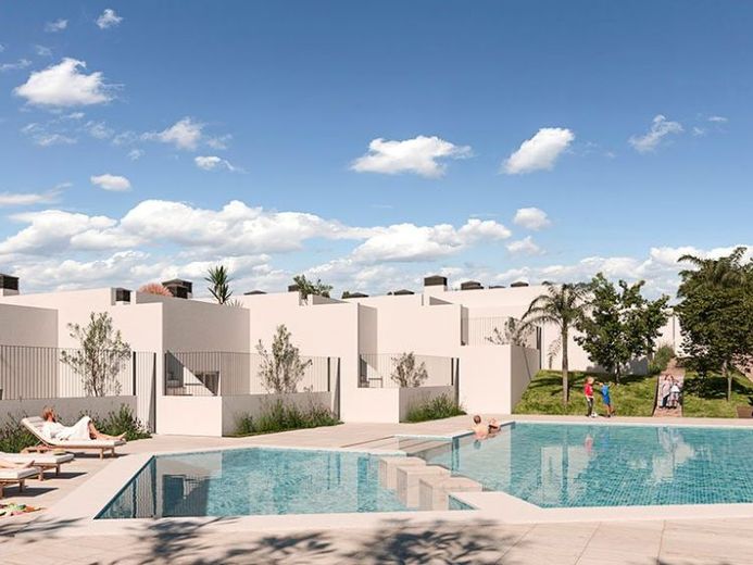 Wunderschöne Reihenhäuser mit 3 Schlafzimmern, 2 Bädern, Gäste-WC, Keller/Garage, Dachterrasse und Gemeinschaftspool bei Alenda Golf – Foto 1