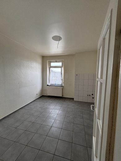 2 Zimmer Wohnung in zentraler Lage – Küche 2