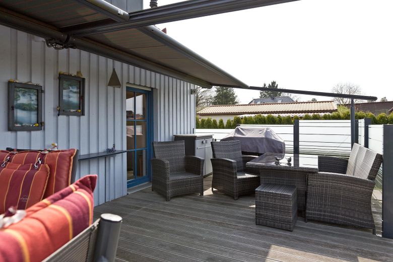 Haus am Fleesensee - unverbaubarer Seeblick - komplett möbliert – Terrasse