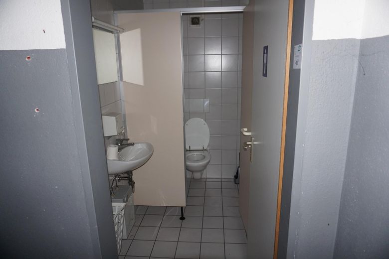 Gewerbefläche zu Vermieten **provisionsfrei** – WC