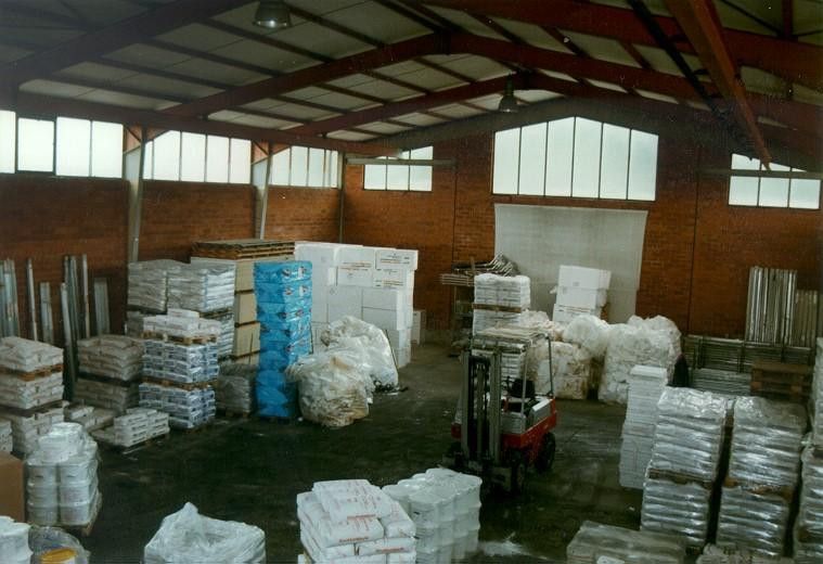 Hala warsztatowo-produkcyjna z suwnicą + ogrodzony plac (2.200 m²) – bez prowizji, Untermain – Innenansicht
