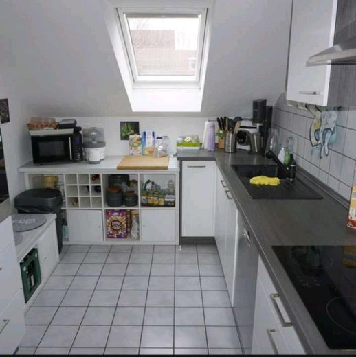 Charmante 3,5-Zimmer-Dachgeschosswohnung in ruhiger Wohnlage von Winnenden – Küche