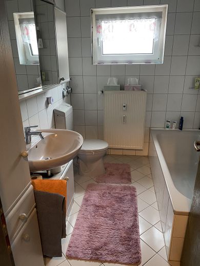 3 family house – Photo 13