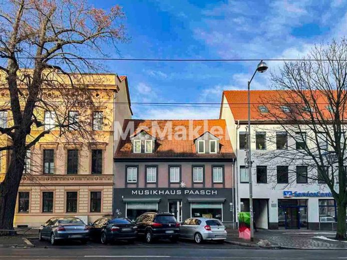 Vielseitig nutzbares Geschäftshaus mit Loft-Charakter in zentraler Lage – Foto 1