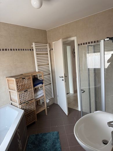 Modernes Reihenmittelhaus in Olching – S-Bahn fußläufig & energieeffizient – Foto 6