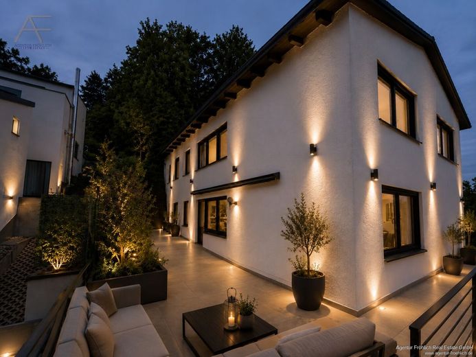 Licht. Raum. Lebensqualität. - Ein Zuhause zum Ankommen und Wohlfühlen mit Entwicklungspotenzial. – Terrasse