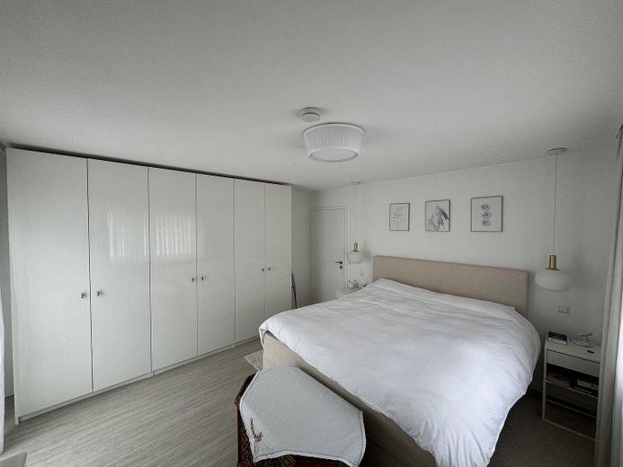 Lichtdurchflutete 3,5 Zimmerwohnung in Ehningen – Foto 2