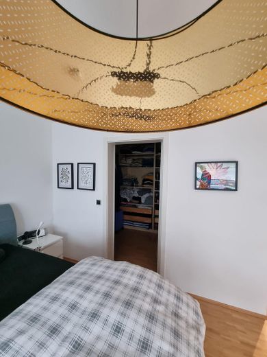 Schlafzimmer mit Ankleide