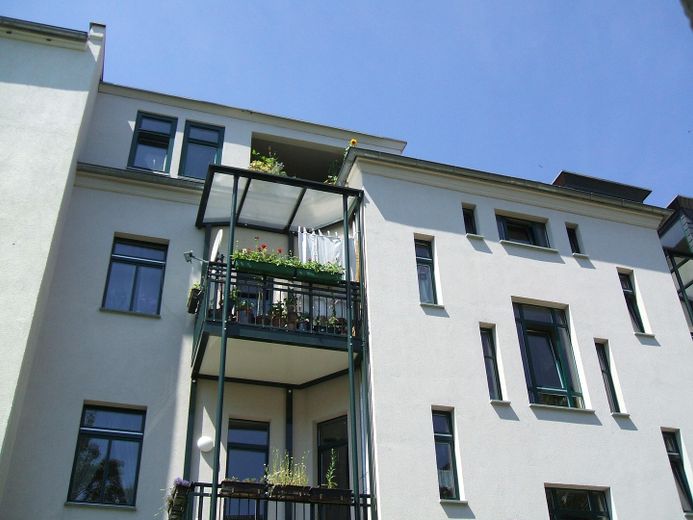 Hofbereich mit Balkons