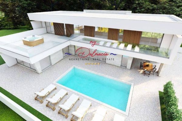 Rtina Exklusive Villa mit Pool, 400 m zum Meer
