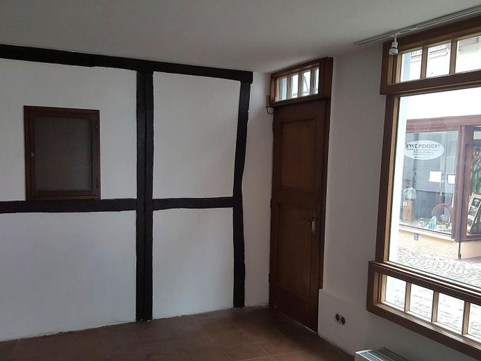 Historisches Ladenlokal am Tuchmacherplatz - Laden oder Büro – Stufenloser Eingang