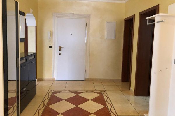 86,5 m² • 3 Zimmer • Einbauküche mit NEUEN Geräten • Neckarstadt-Ost