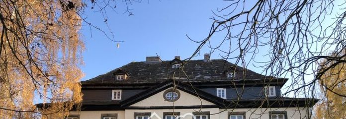 Barockschloss Natzungen (1728) – Historisches Herrenhaus auf 5.000 m² Parkgrundstück