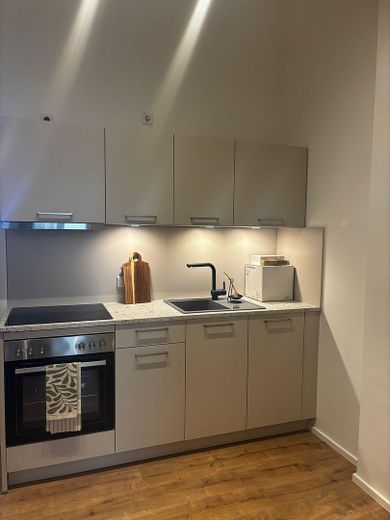 NEW 4-person shared apartment | TOP room in a shared apartment in Nuremberg | High-quality furnishings with balcony – Photo 4
